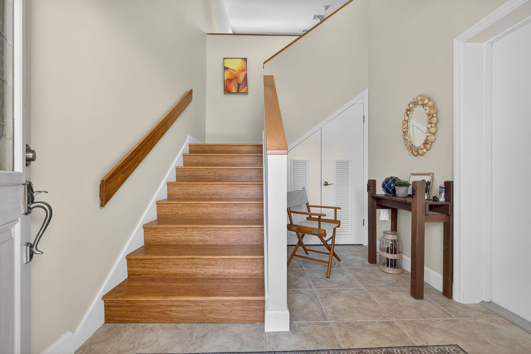 16941 Waterbend Drive, Unit 252 Jupiter, FL 33477 - Photo 4 of 34 a view of entryway and hall
