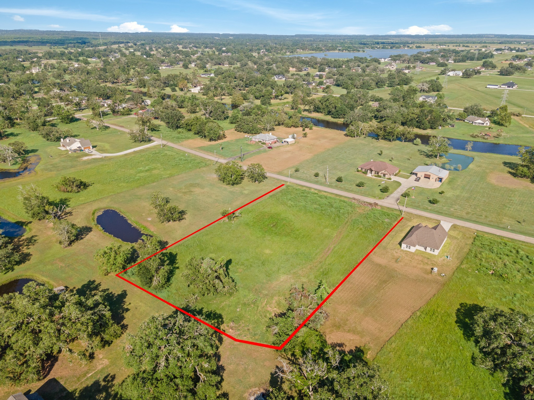 626 Mill Road Angleton, TX 77515 - Photo 2 of 12