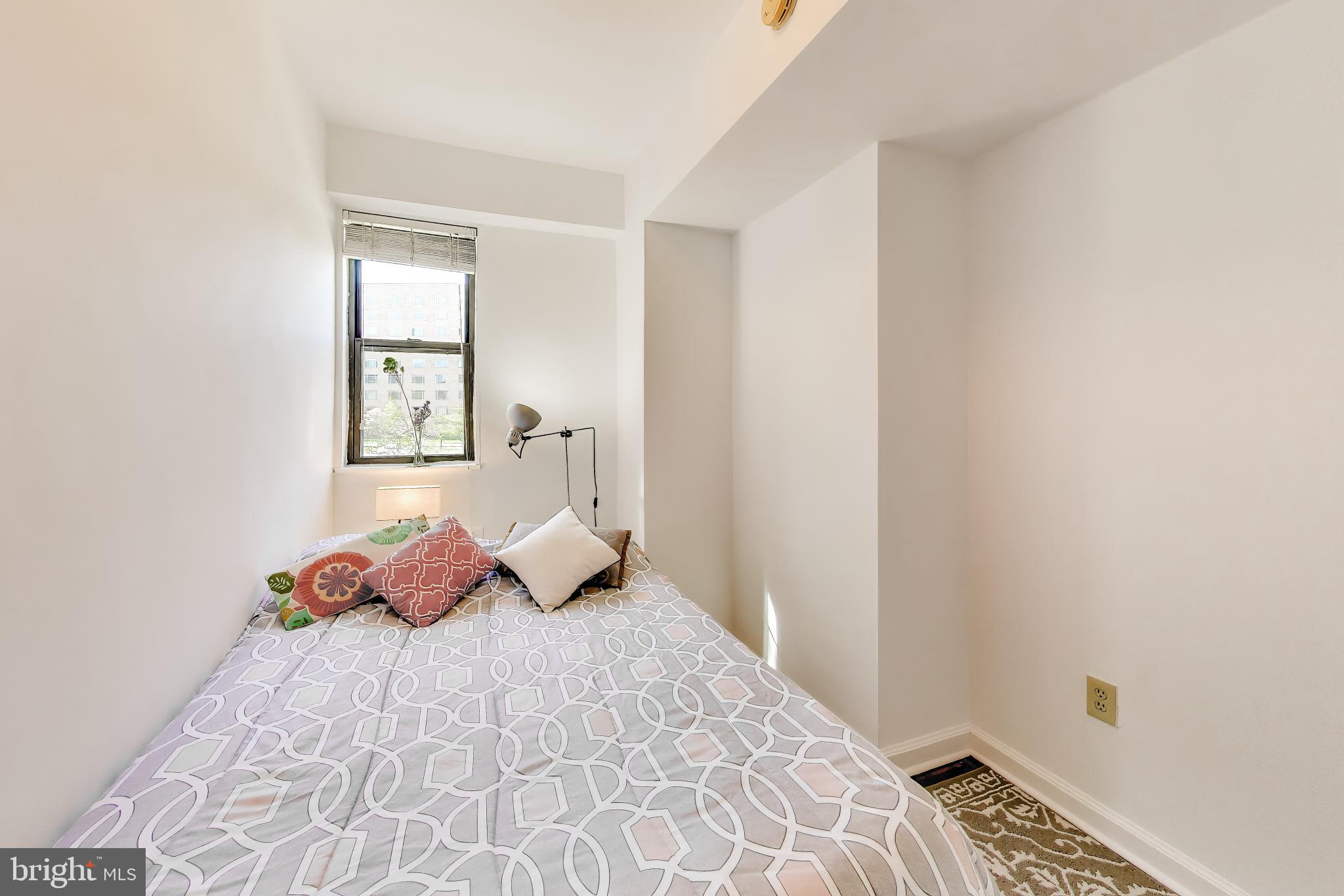 1 Scott Circle Northwest, Unit 112 Washington, DC 20036 - Photo 11 of 26