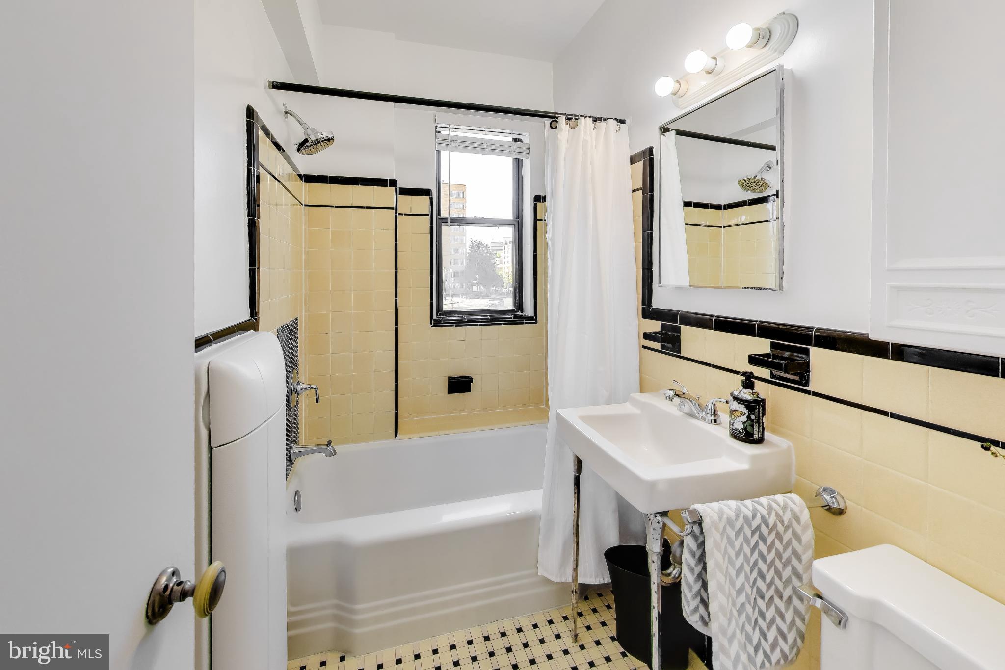 1 Scott Circle Northwest, Unit 112 Washington, DC 20036 - Photo 14 of 26