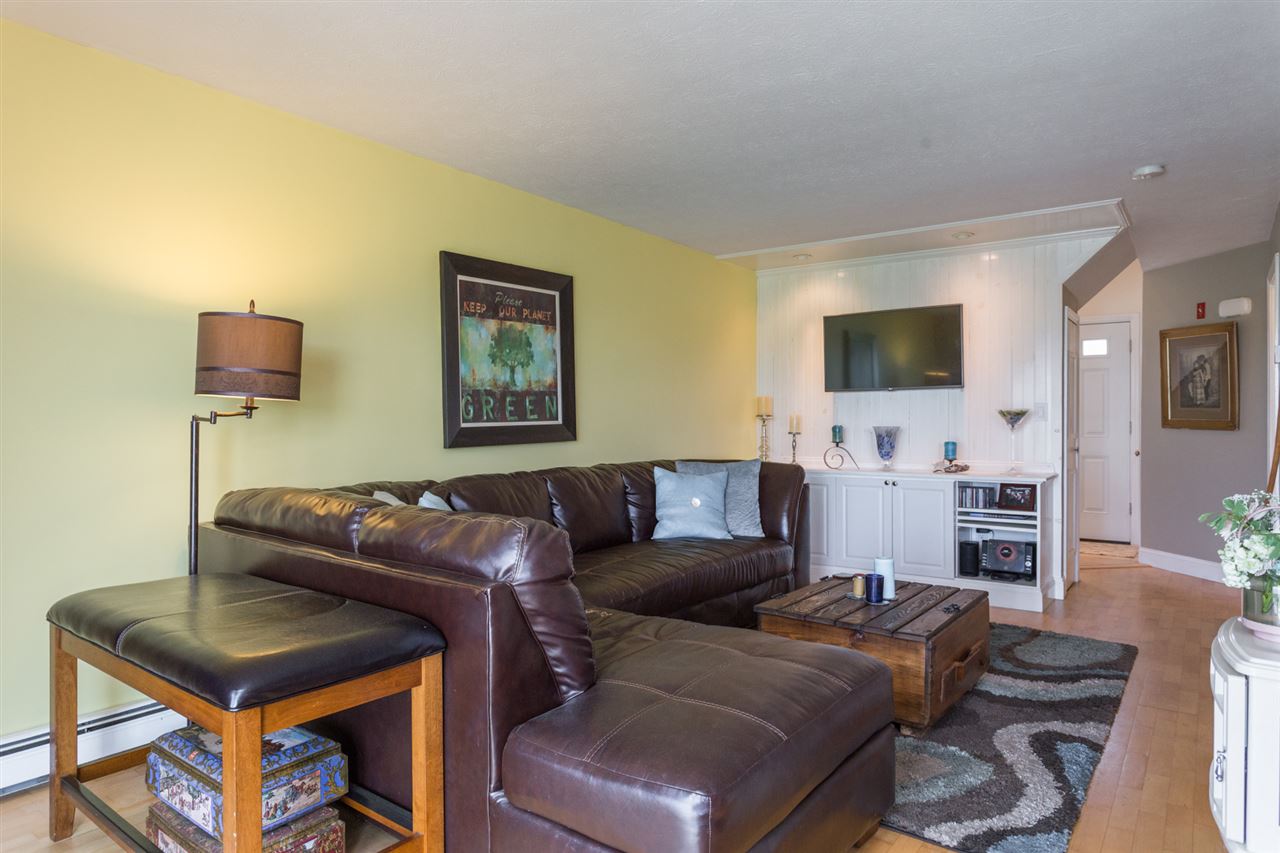54 Glade Path, Unit 2 Hampton, NH 03842 - Photo 7 of 40 Gallery Image 7