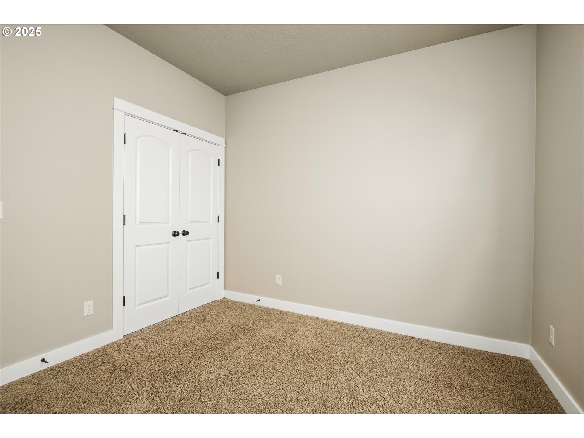 3768 Pachysandra Place Eugene, OR 97402 - Photo 28 of 41 a view of an empty room