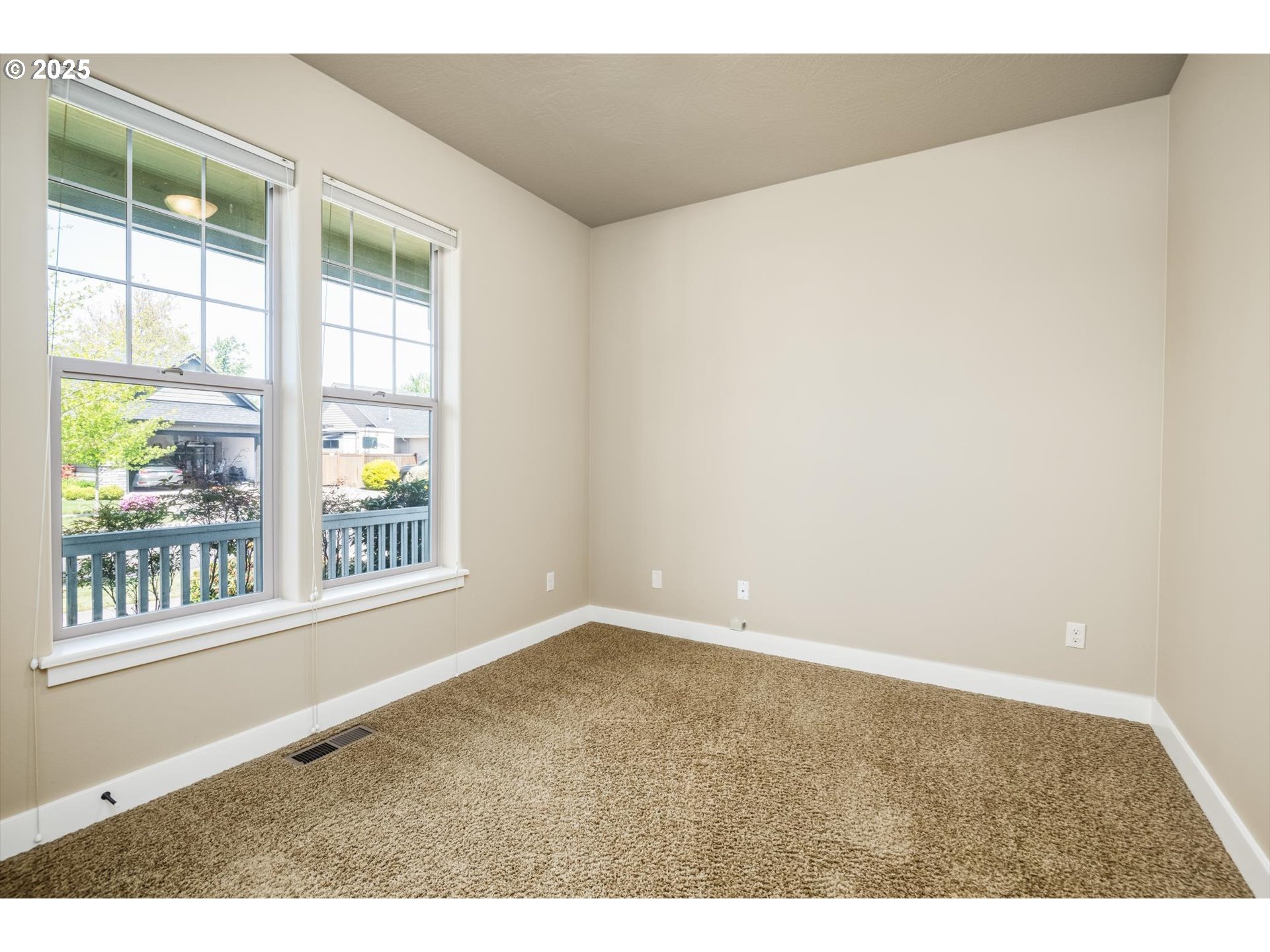 3768 Pachysandra Place Eugene, OR 97402 - Photo 29 of 41 an empty room with a window