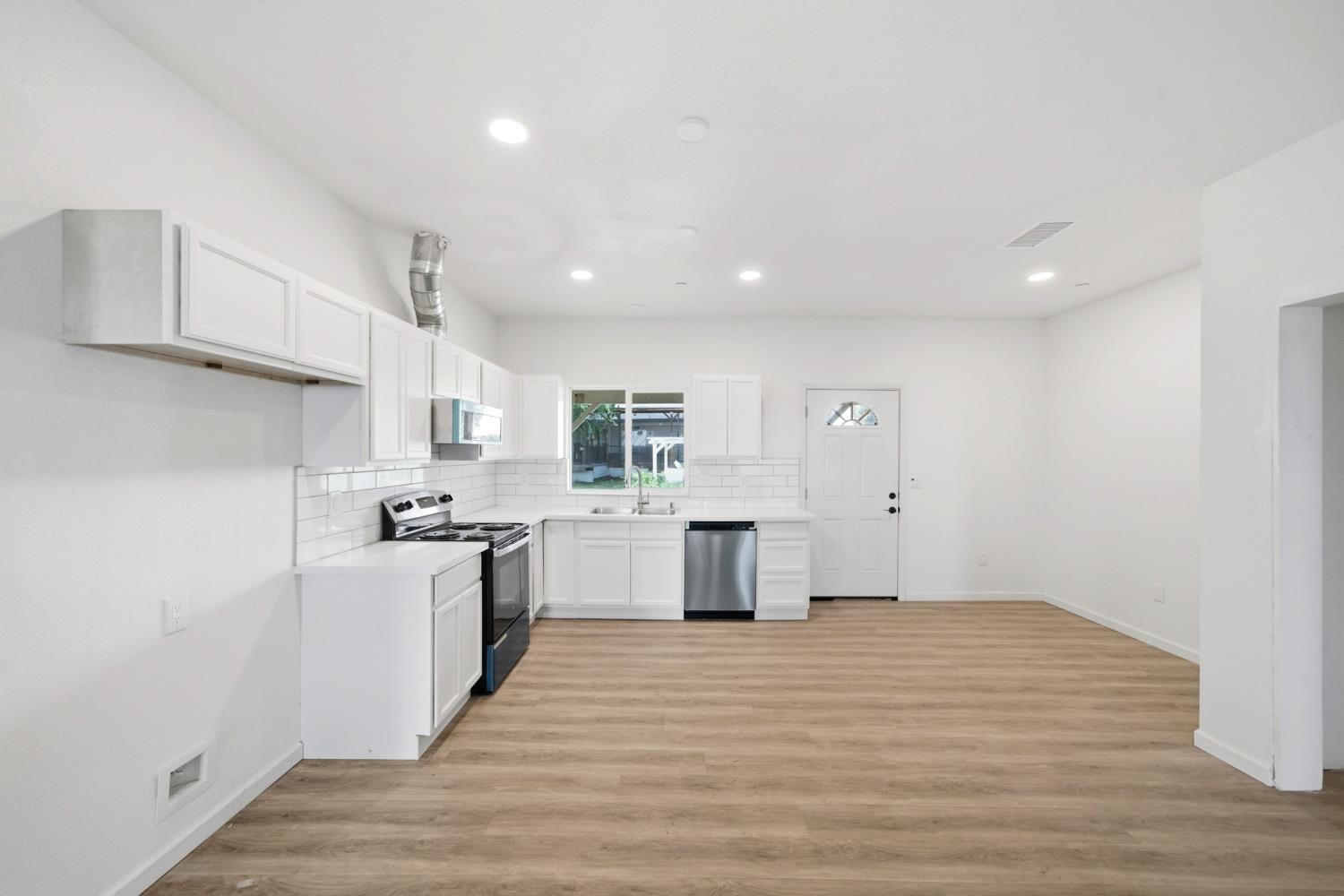 11861 Clay Station Road Herald, CA 95638 - Photo 10 of 56