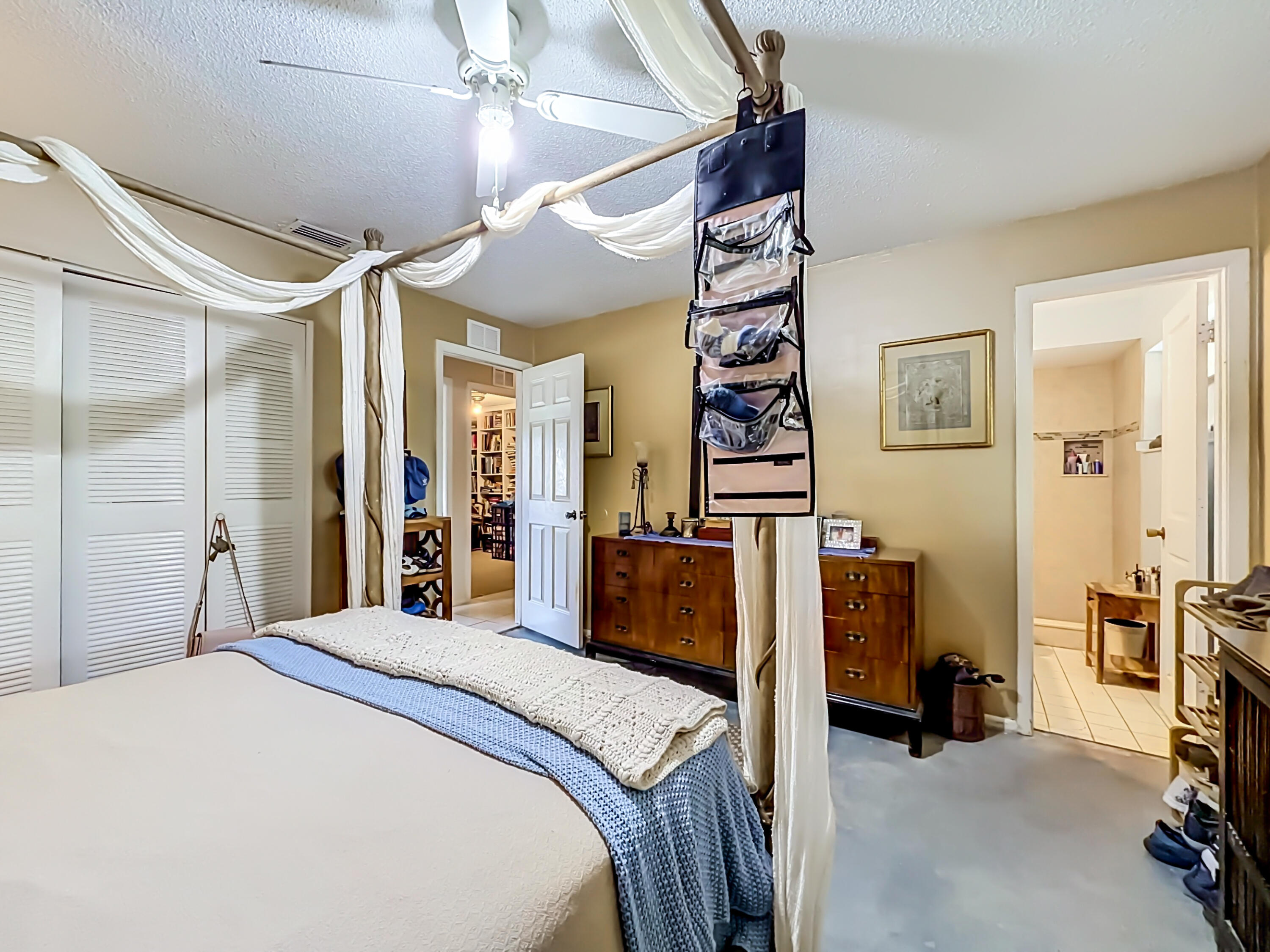 1324 Cromey Road Northeast Palm Bay, FL 32905 - Photo 11 of 52 1324 Cromey Road NE-37