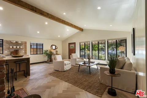 $1,599,000 | 4440 Sylmar Avenue, Sherman Oaks, CA 91423