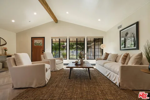 $1,599,000 | 4440 Sylmar Avenue, Sherman Oaks, CA 91423