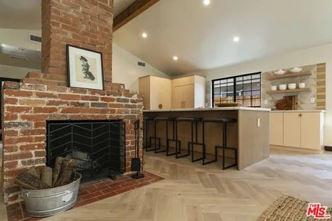 $1,599,000 | 4440 Sylmar Avenue, Sherman Oaks, CA 91423