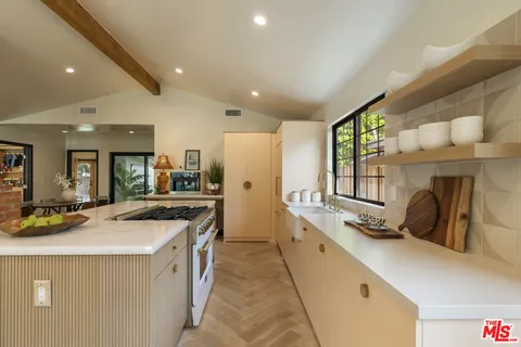$1,599,000 | 4440 Sylmar Avenue, Sherman Oaks, CA 91423