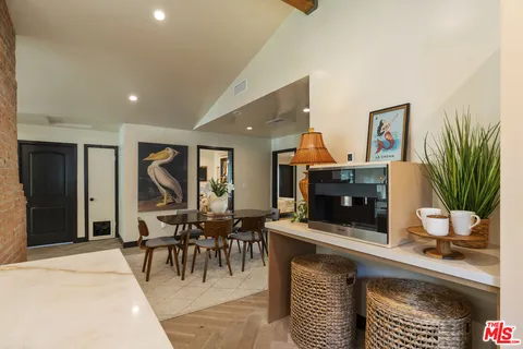 $1,599,000 | 4440 Sylmar Avenue, Sherman Oaks, CA 91423