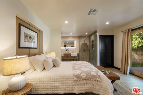 $1,599,000 | 4440 Sylmar Avenue, Sherman Oaks, CA 91423