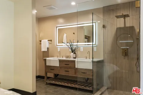 $1,599,000 | 4440 Sylmar Avenue, Sherman Oaks, CA 91423