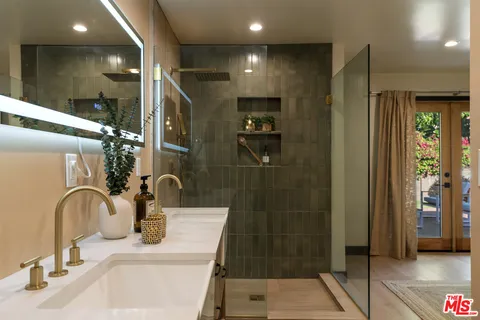 $1,599,000 | 4440 Sylmar Avenue, Sherman Oaks, CA 91423