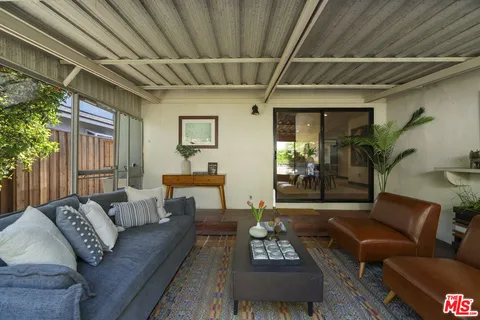 $1,599,000 | 4440 Sylmar Avenue, Sherman Oaks, CA 91423