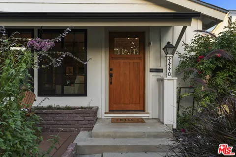 $1,599,000 | 4440 Sylmar Avenue, Sherman Oaks, CA 91423
