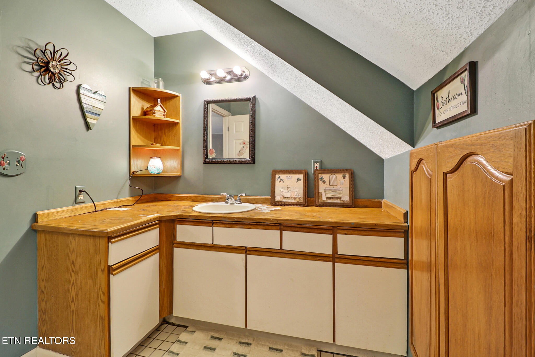 116 Grouse Ridge Road Harriman, TN 37748 - Photo 21 of 33 n44a9267-n44a9271