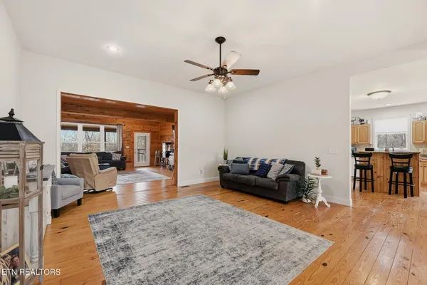 $1,800,000 | 445-443 Leighton Lane, Jacksboro, TN 37757