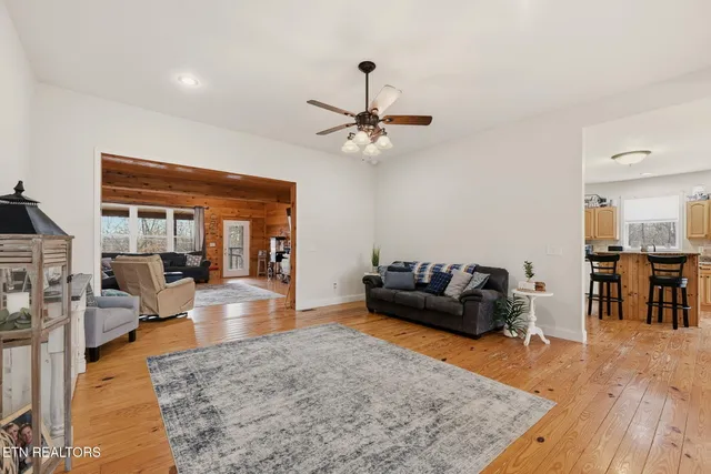 $1,800,000 | 445-443 Leighton Lane, Jacksboro, TN 37757