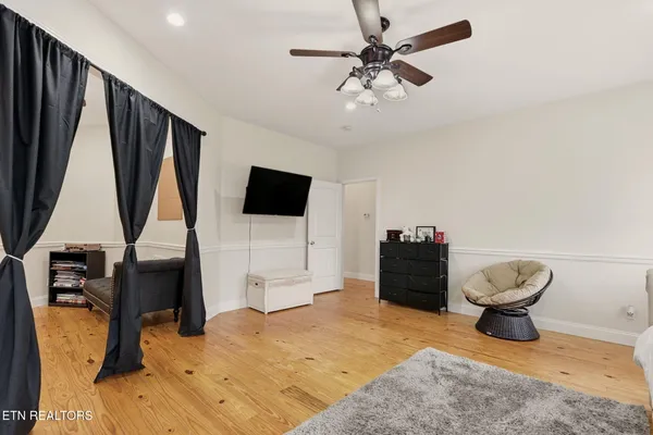 $1,800,000 | 445-443 Leighton Lane, Jacksboro, TN 37757