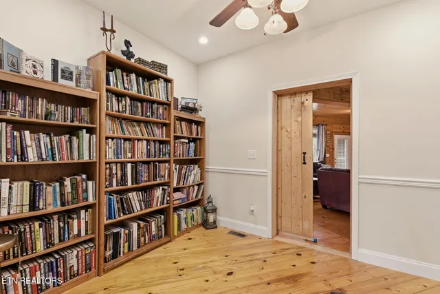 $1,800,000 | 445-443 Leighton Lane, Jacksboro, TN 37757