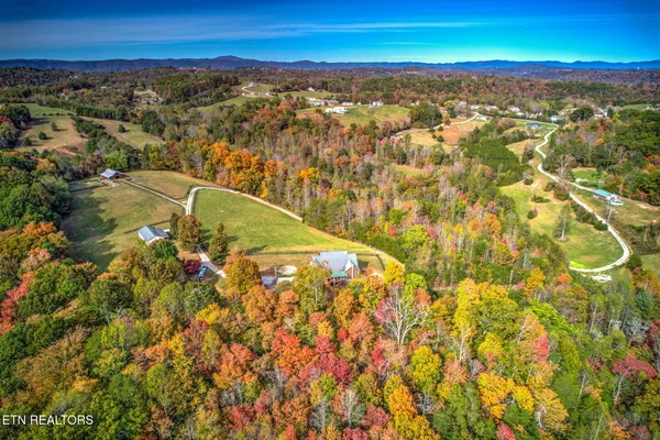 $1,800,000 | 445-443 Leighton Lane, Jacksboro, TN 37757