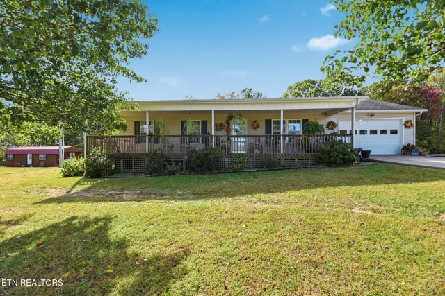 $1,800,000 | 445-443 Leighton Lane, Jacksboro, TN 37757