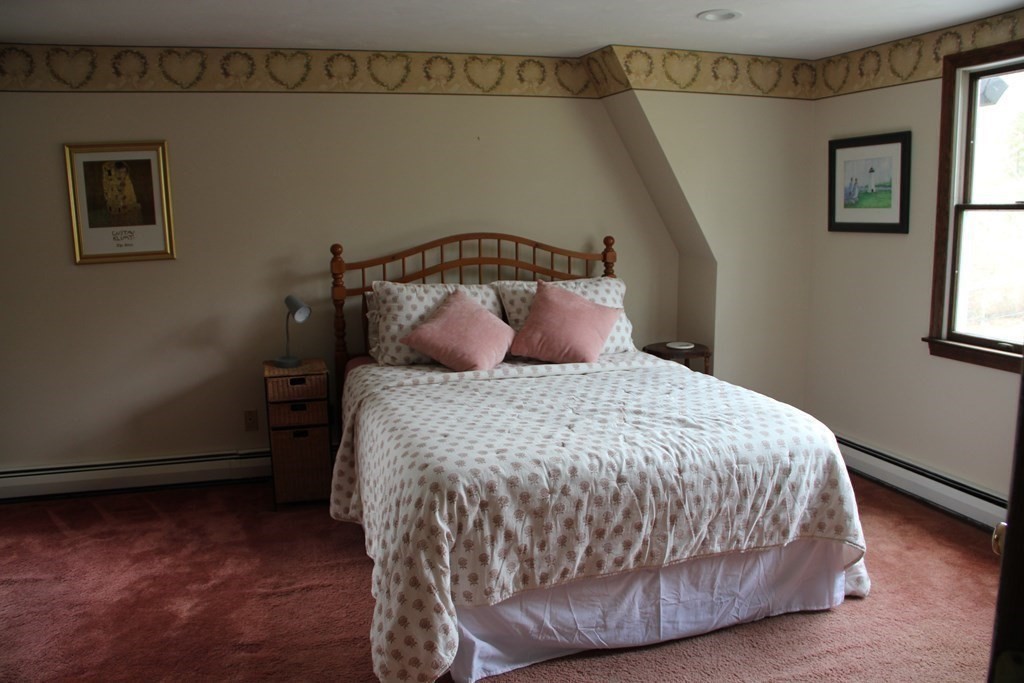 40 Crystal Spring Road Mattapoisett, MA 02739 - Photo 10 of 24 Gallery Image 10
