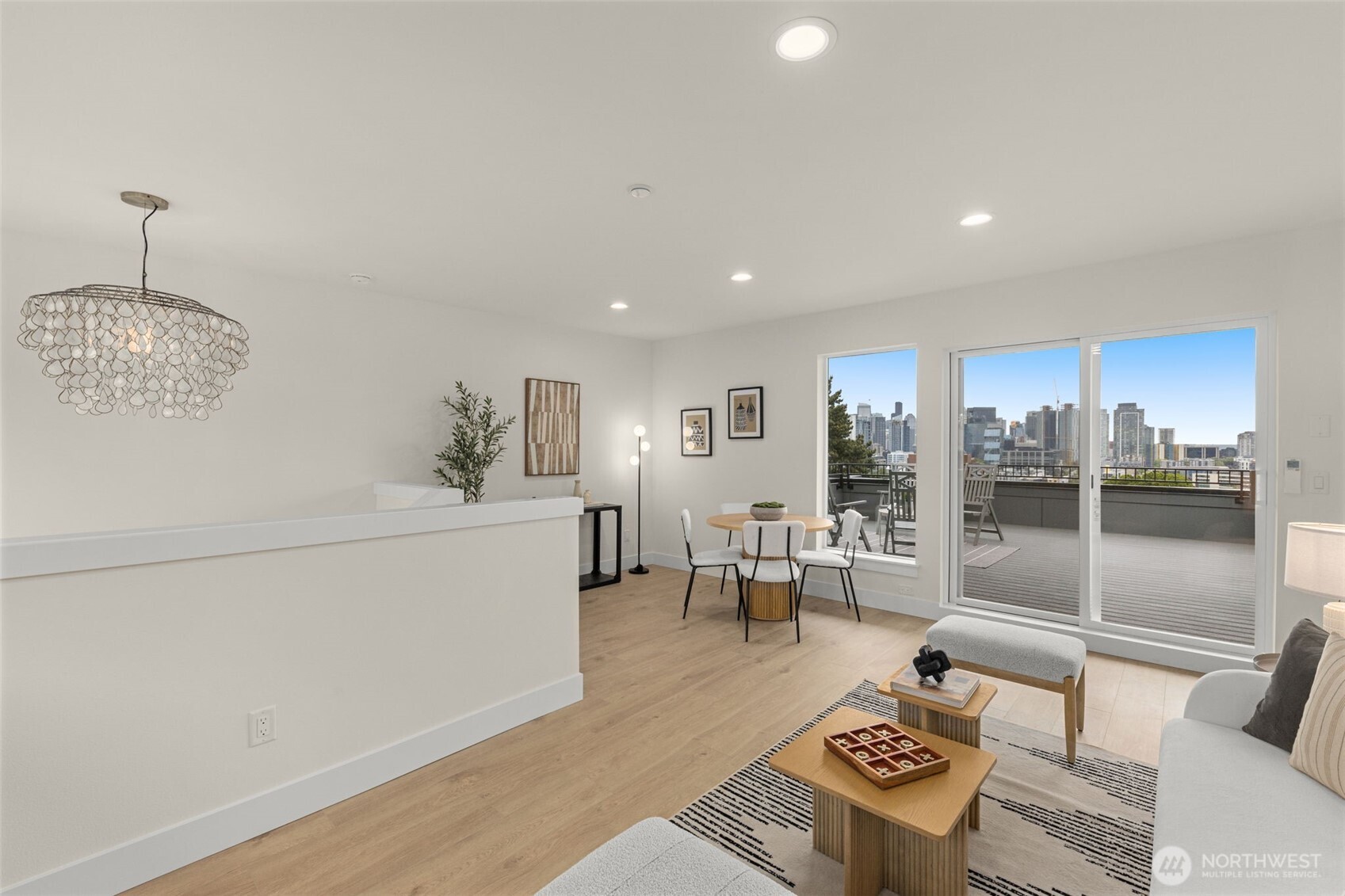 560 Lee Street Seattle, WA 98109 - Photo 24 of 28