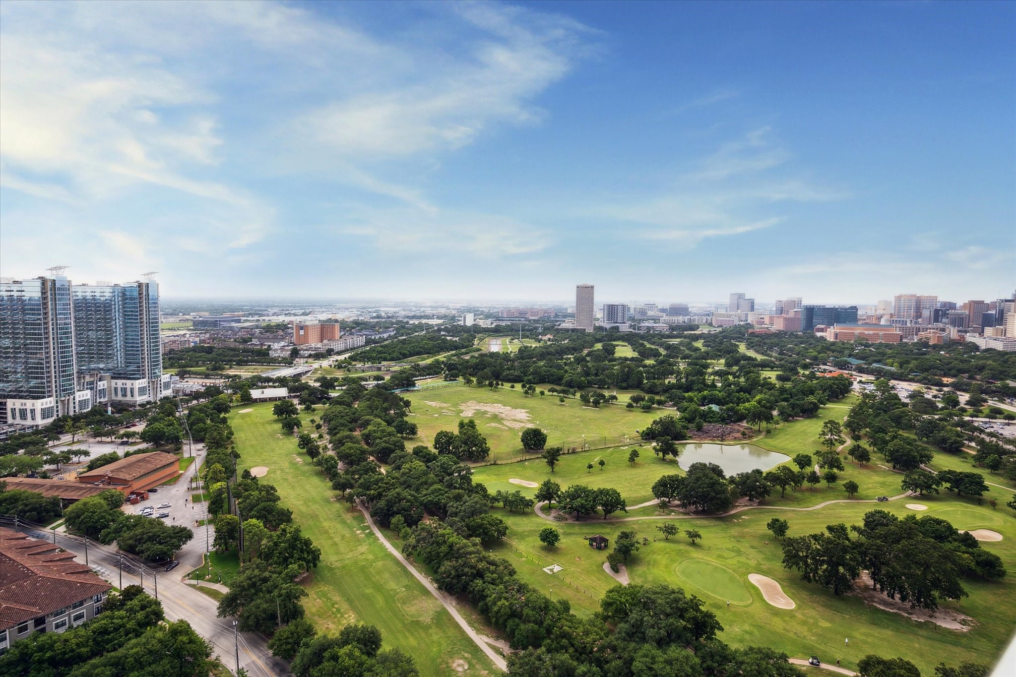 1701 Hermann Drive, Unit 30D Houston, TX 77004 - Photo 8 of 32 a view of a city