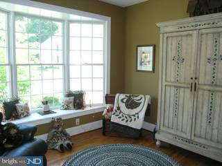2136 Hawthorne Road New Hope, PA 18938 - Photo 5 of 6 Gallery Image 5