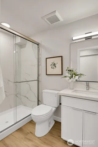 $899,990 | 2374 Franklin Avenue East, Seattle, WA 98102