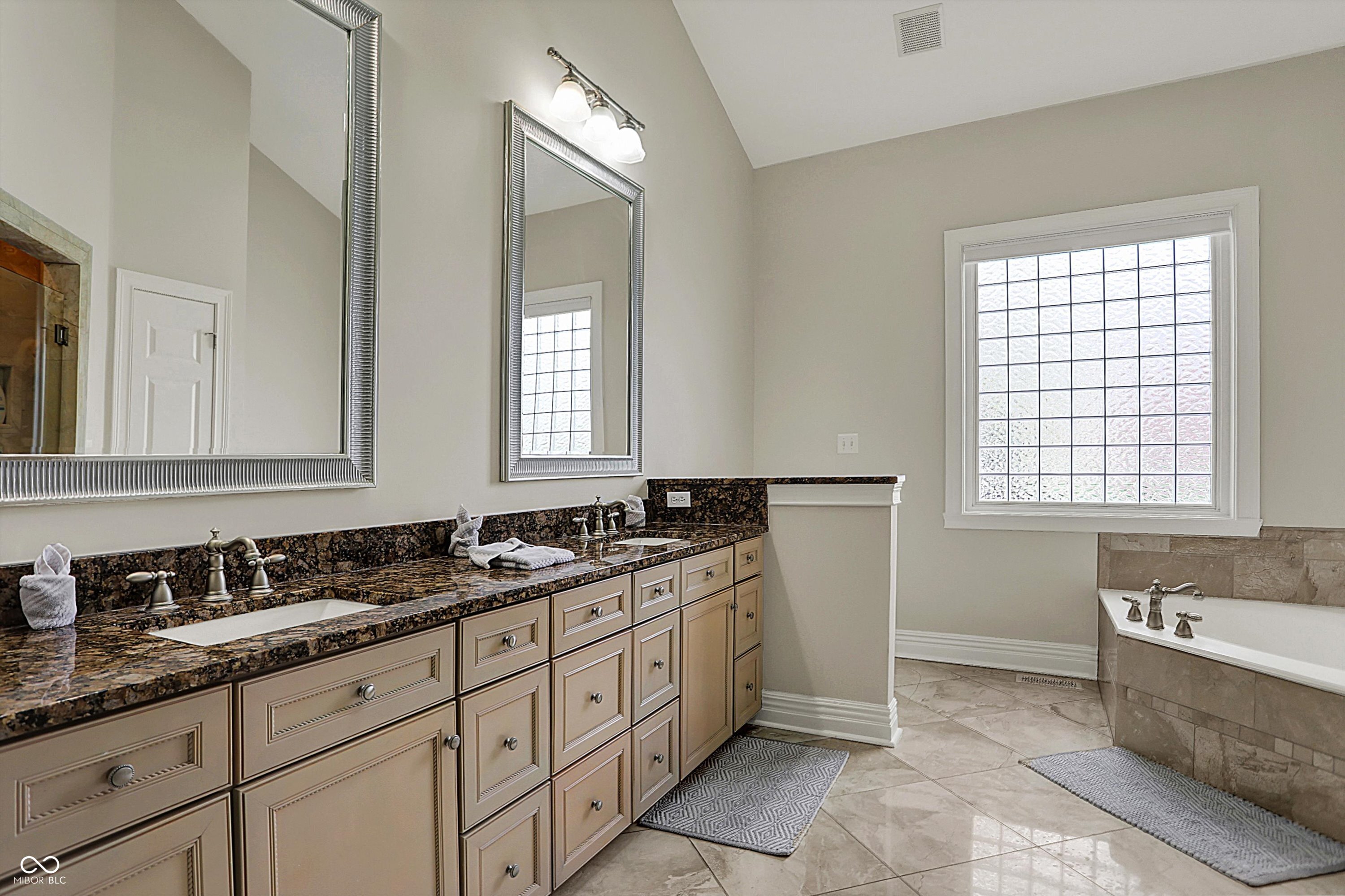 14565 Geist Ridge Drive Fishers, IN 46040 - Photo 23 of 53 Gallery Image 23