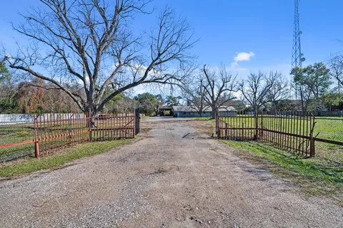 $800,000 | 8438 Windfern Road, Houston, TX 77040