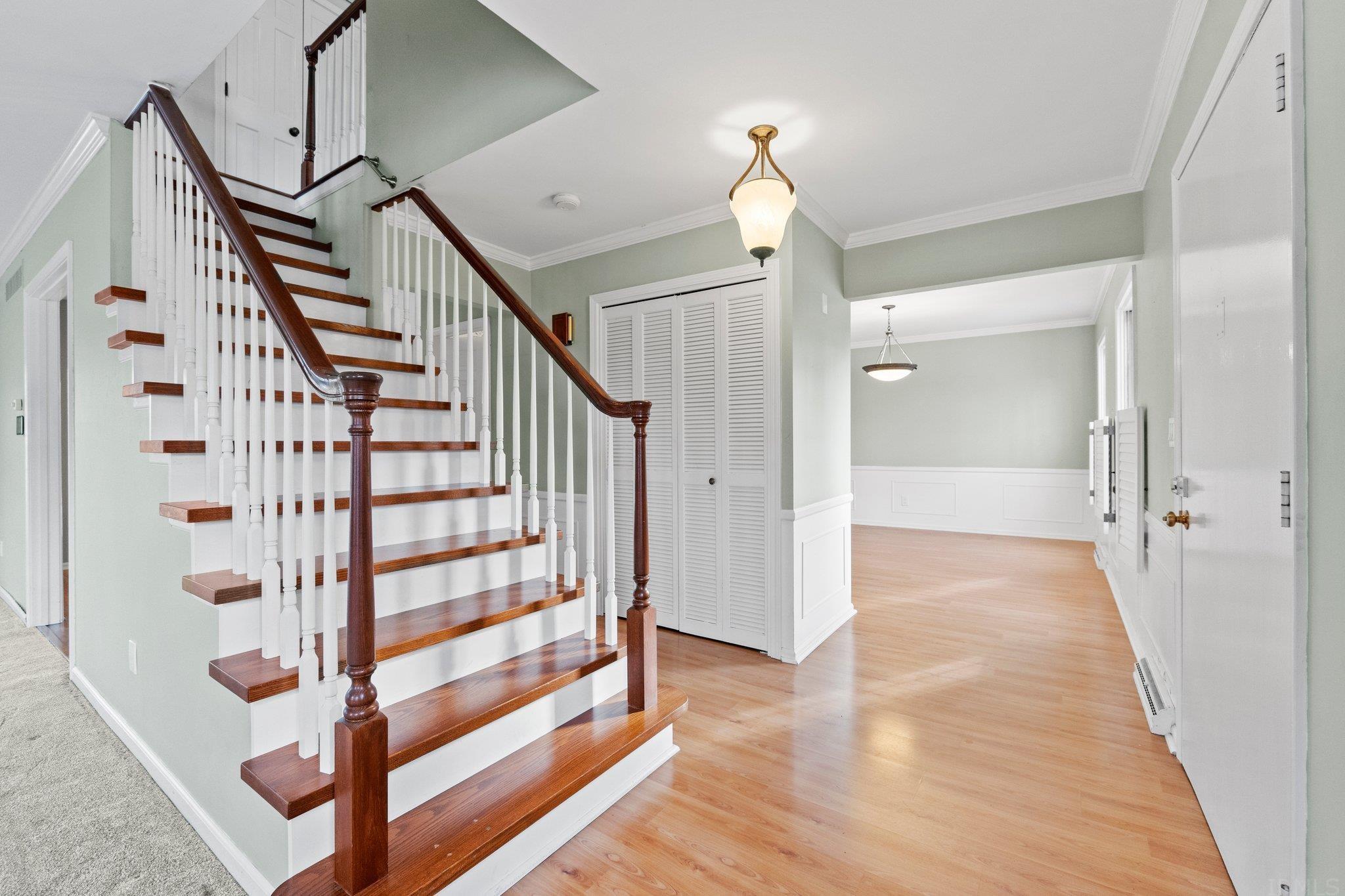 10610 Pine Mills Road Fort Wayne, IN 46845 - Photo 5 of 36 Gallery Image 5
