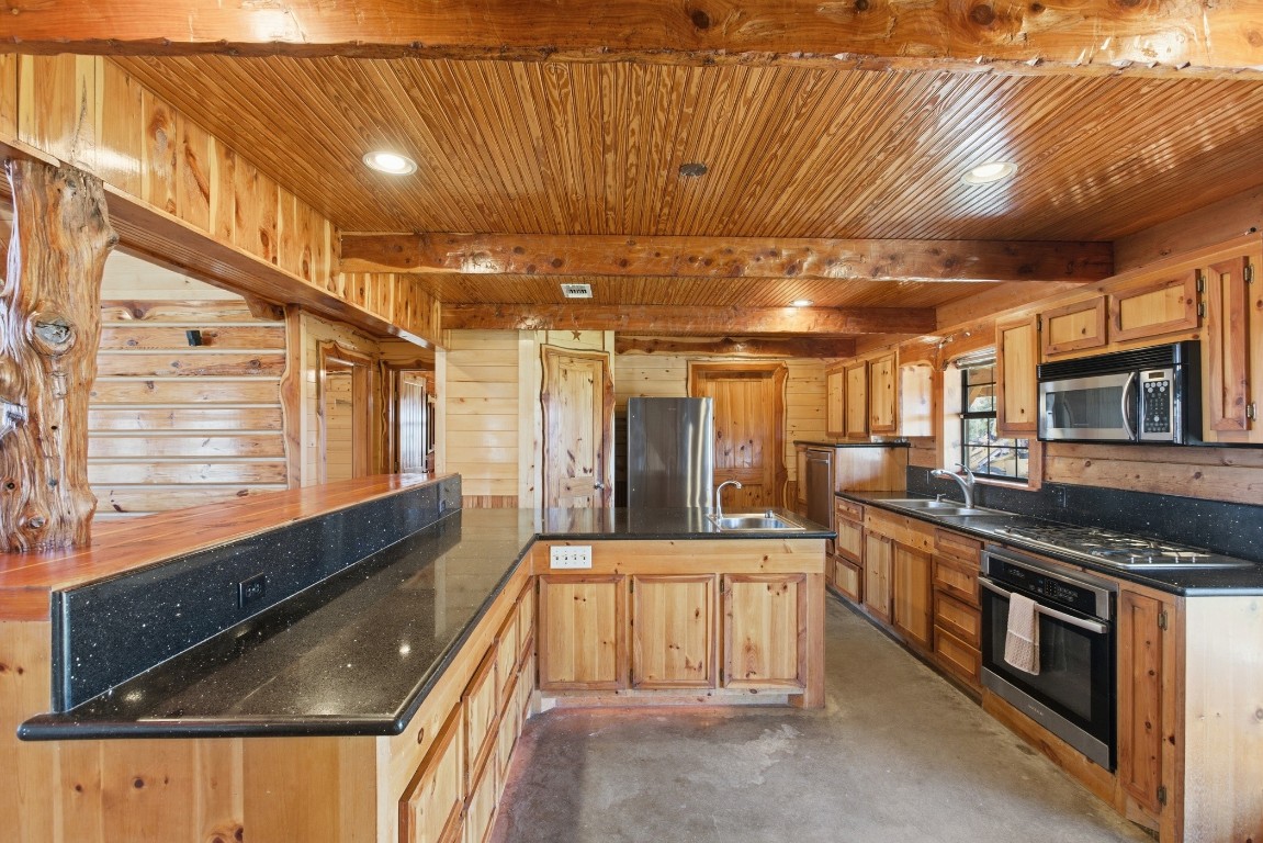27185 Muckelroy Road Hempstead, TX 77445 - Photo 33 of 49