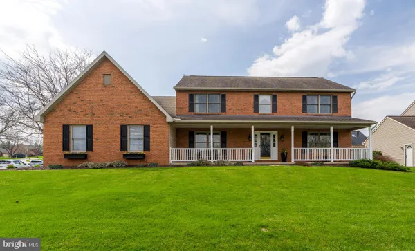 $549,900 | 217 Stone Creek Road, Lancaster, PA 17603