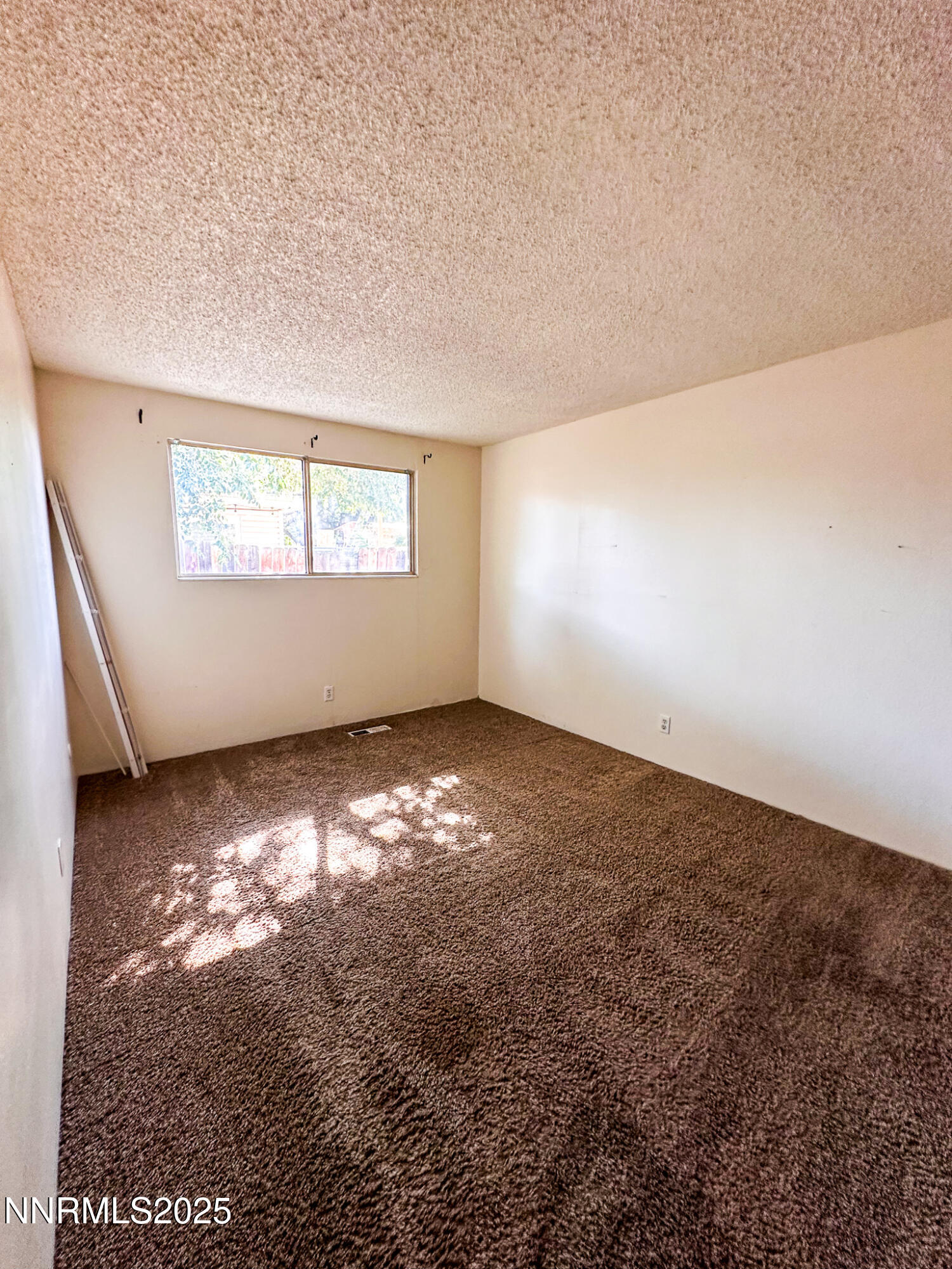 1731 Gault Way Sparks, NV 89431 - Photo 16 of 18 IMG_7061