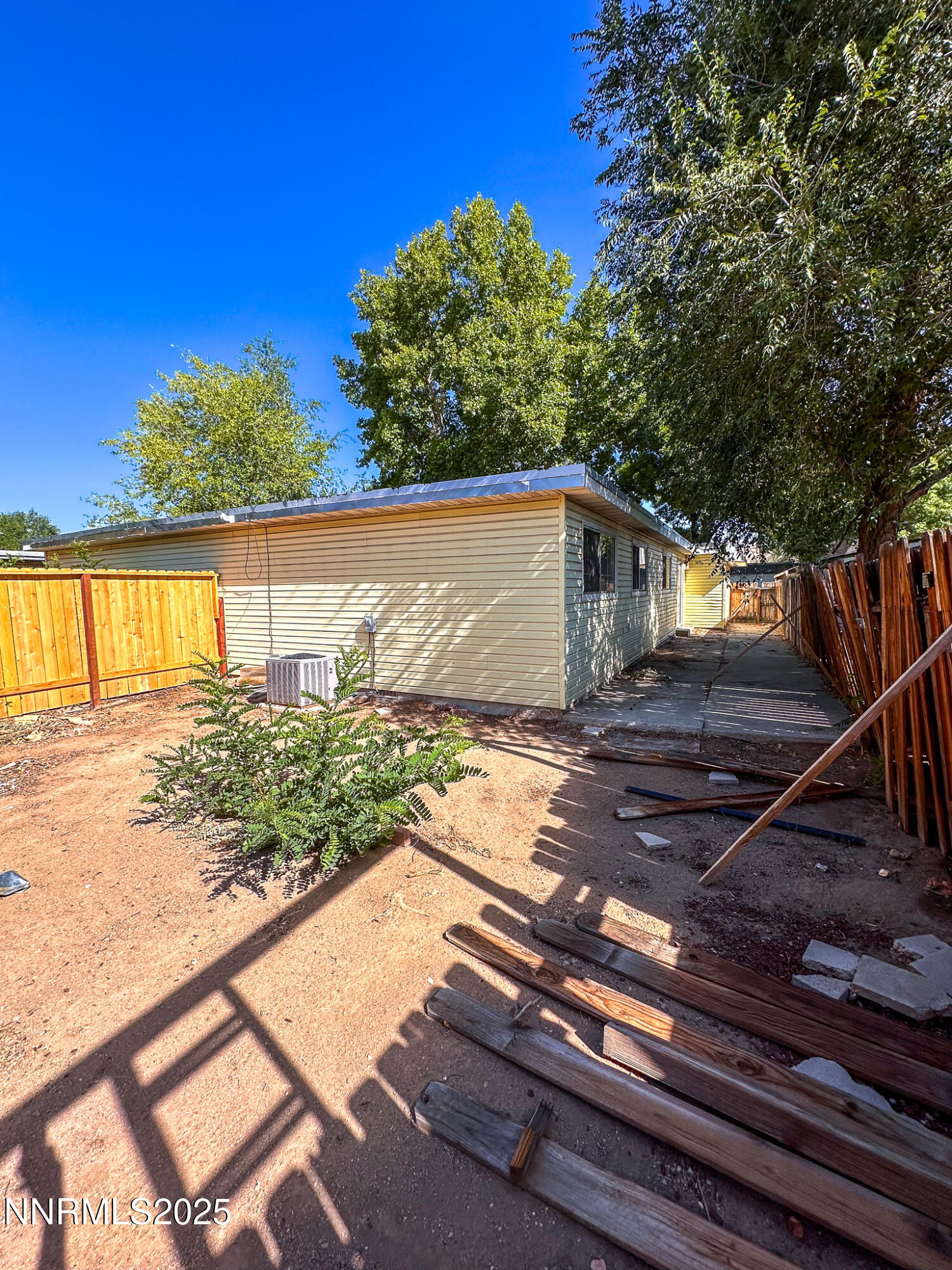 1731 Gault Way Sparks, NV 89431 - Photo 5 of 18 IMG_7043