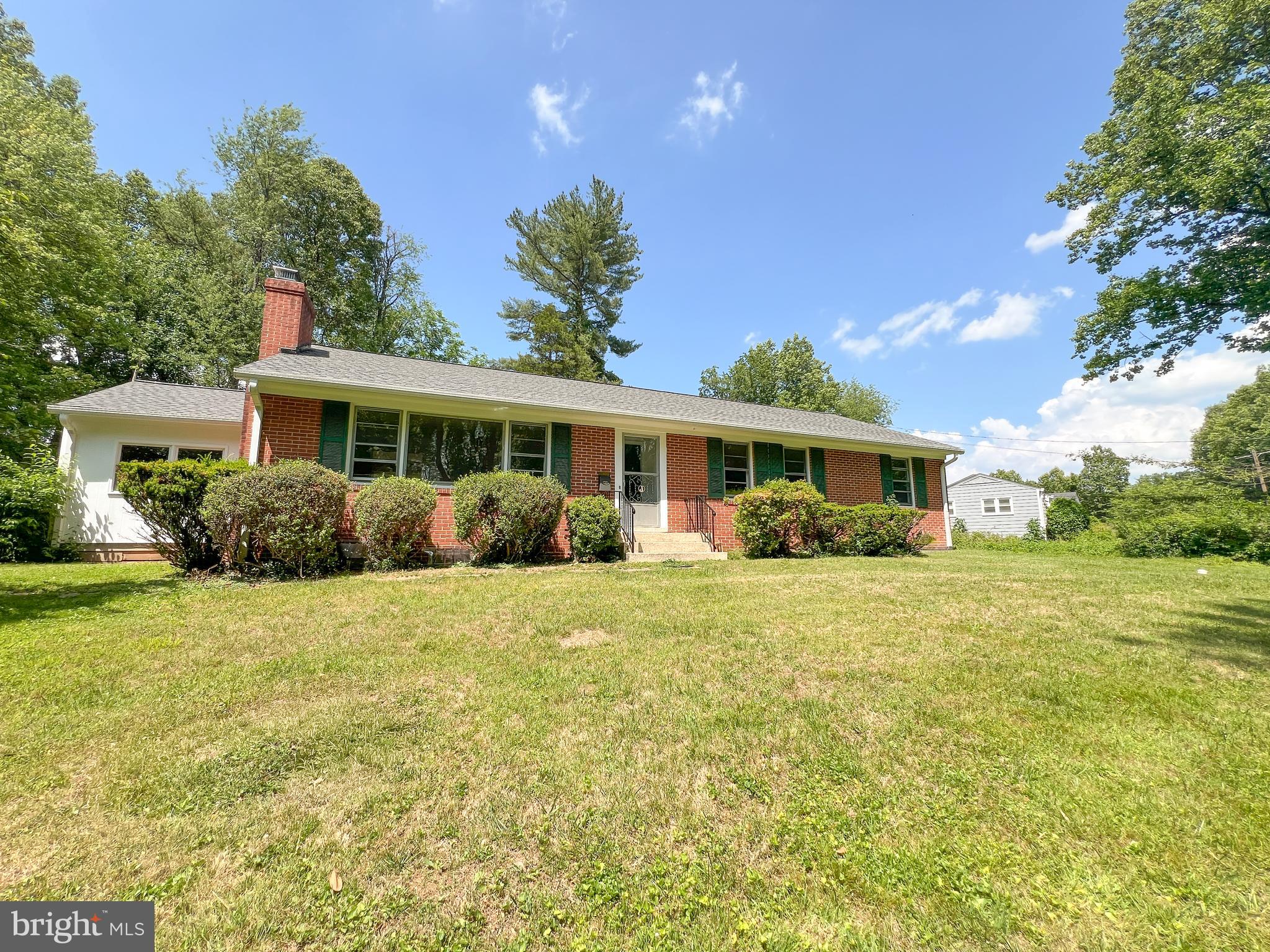 10001 Woodhill Road Bethesda, MD 20817 - Photo 2 of 30 Front of Home