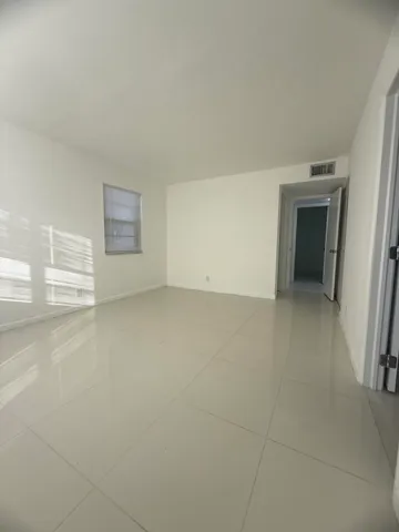 $2,200 | 9370 Southwest 8th Street, Unit 122, Boca Raton, FL 33428