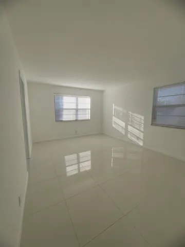 $2,200 | 9370 Southwest 8th Street, Unit 122, Boca Raton, FL 33428