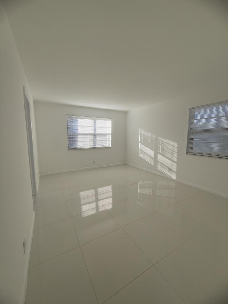 9370 Southwest 8th Street, Unit 122 Boca Raton, FL 33428 - Photo 14 of 24 IMG_8720 Large