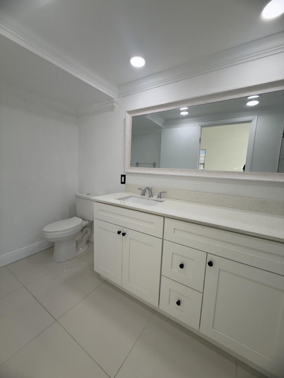 9370 Southwest 8th Street, Unit 122 Boca Raton, FL 33428 - Photo 15 of 24 IMG_8725 Large