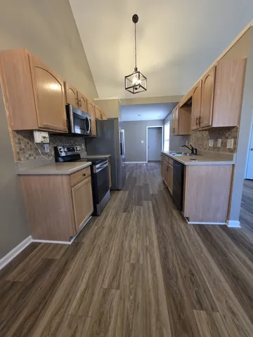 $1,950 | 1415 Cedar Springs Circle, Clarksville, TN 37042