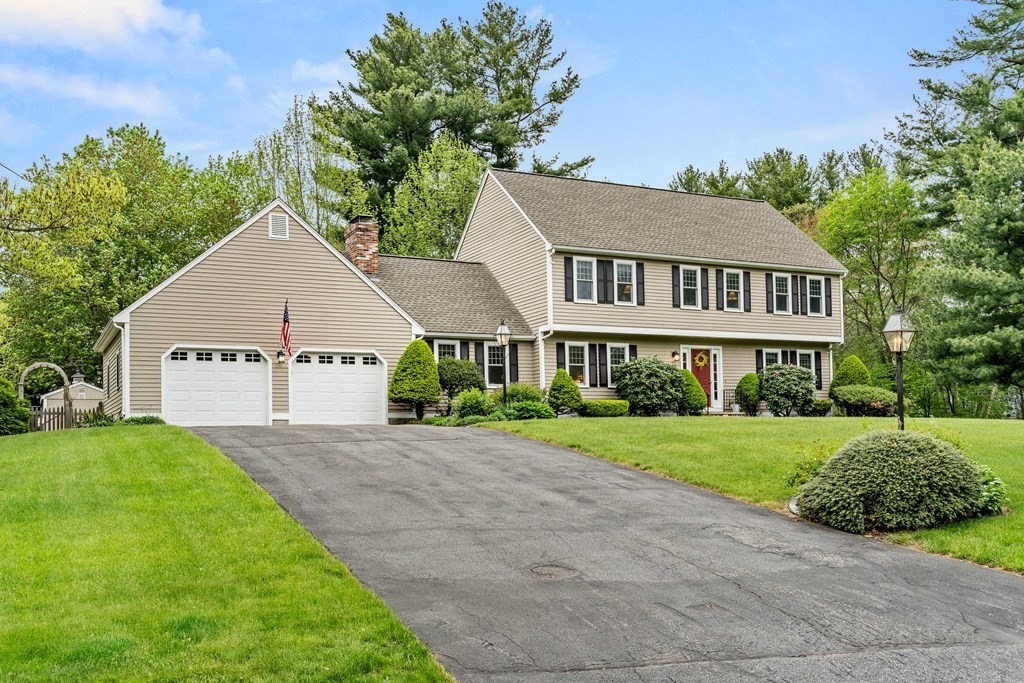 28 Paige Farm Road Amesbury, MA 01913 - Photo 3 of 33