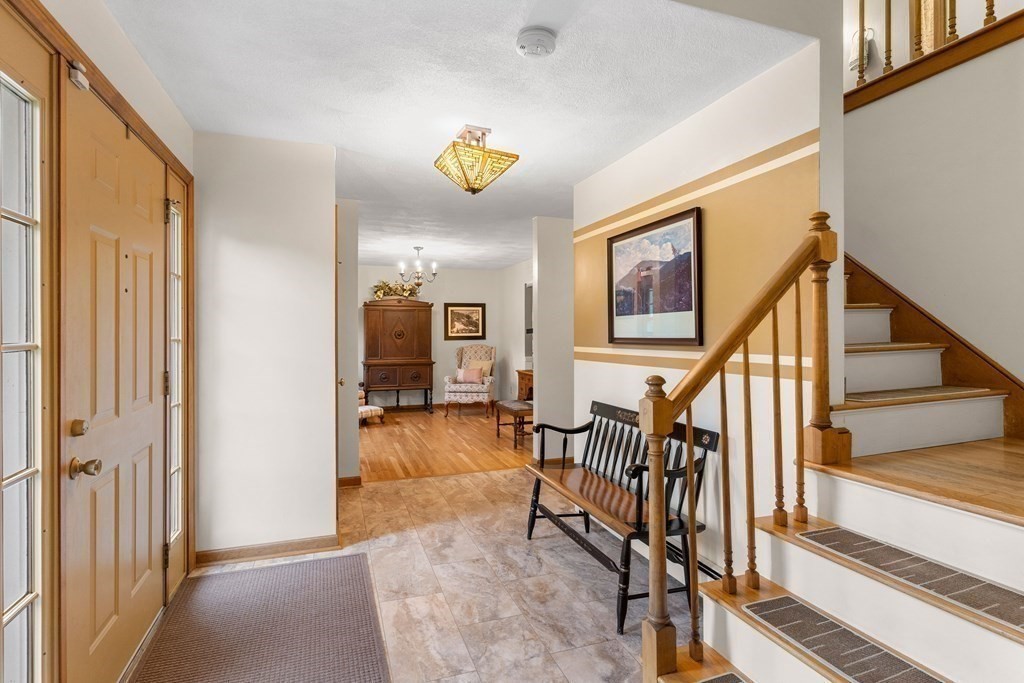 28 Paige Farm Road Amesbury, MA 01913 - Photo 5 of 33