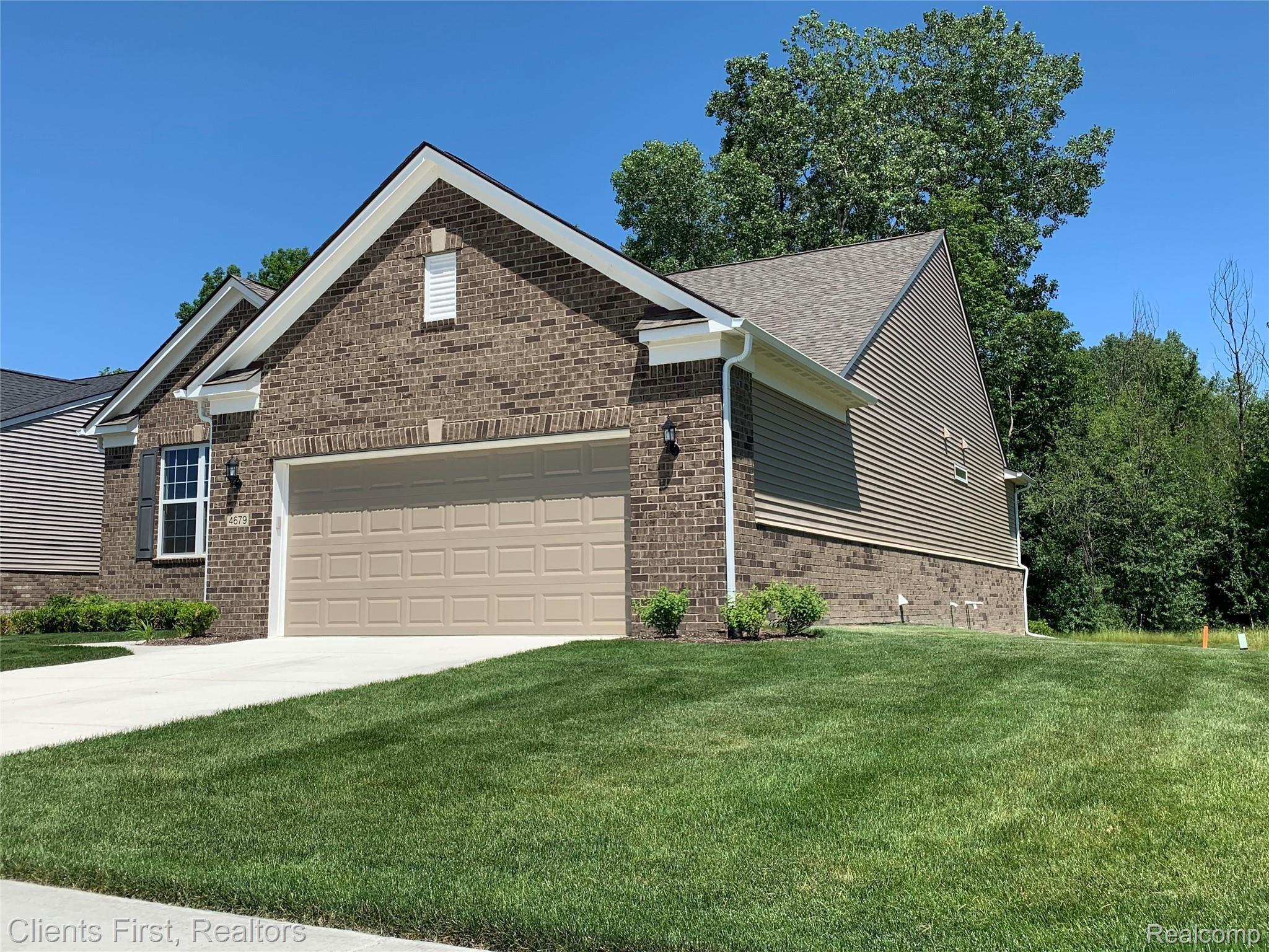 4679 Bingham Road Canton, MI 48188 - Photo 2 of 38 IMG_0077.JPG