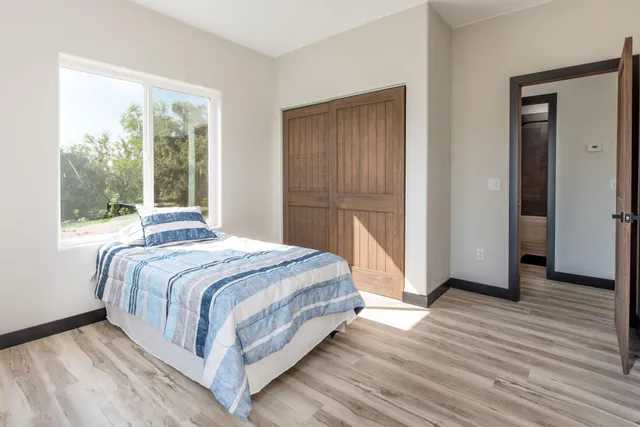 $595,000 | 1001 Moore Street, Starbuck, MN 56381