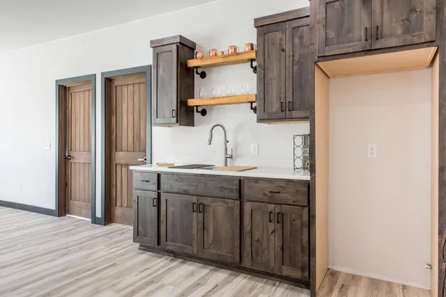 $595,000 | 1001 Moore Street, Starbuck, MN 56381