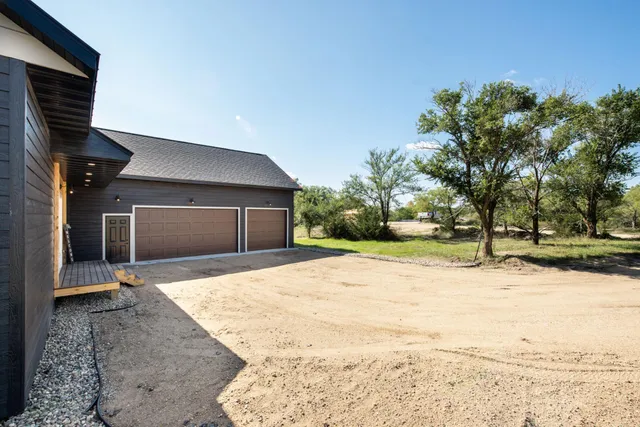 $595,000 | 1001 Moore Street, Starbuck, MN 56381